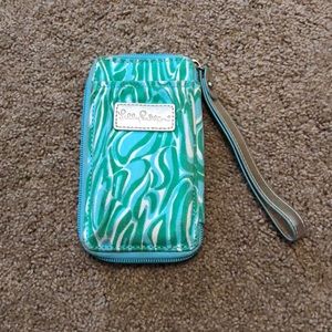 lilly pulitzer wristlet
